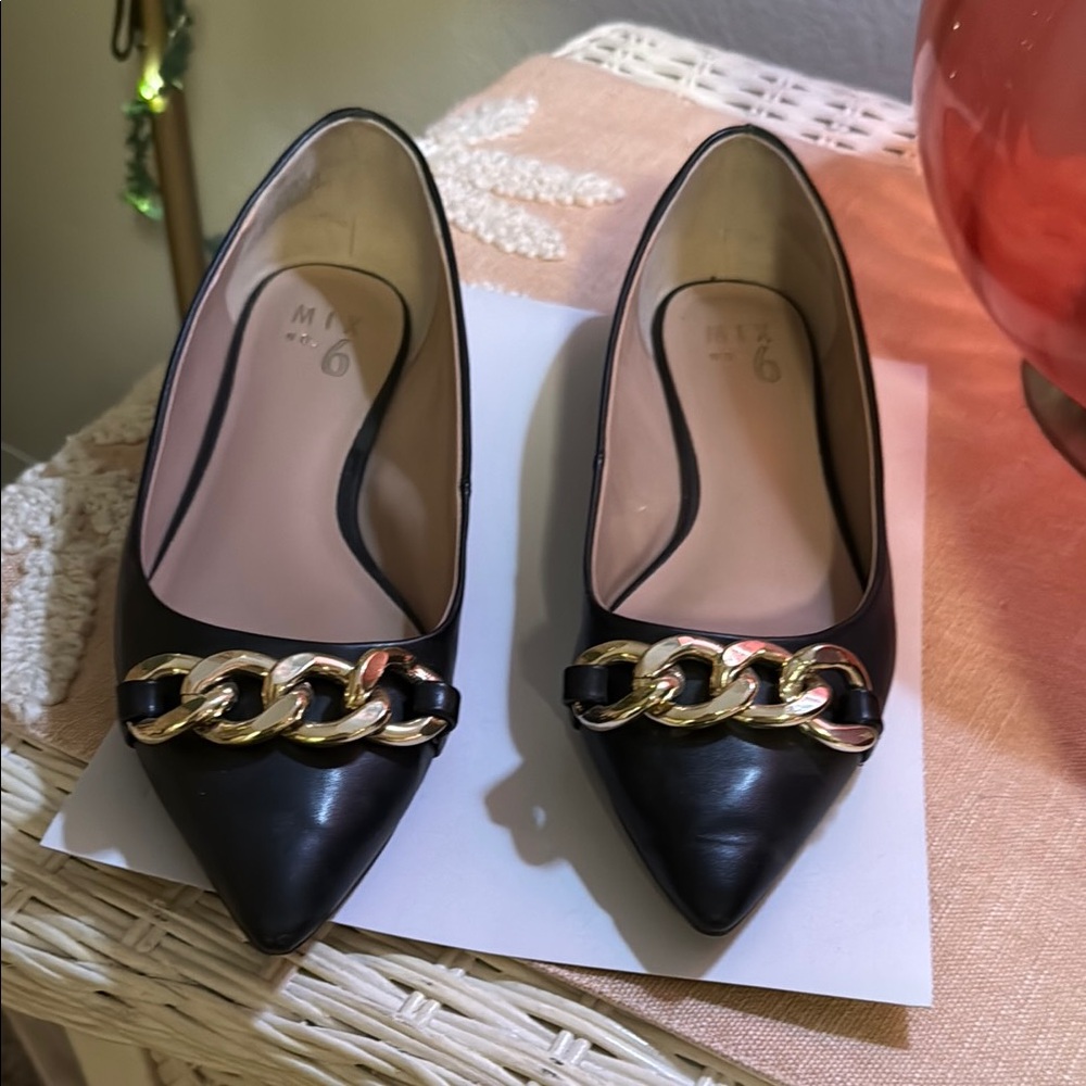 Black and Gold Chain Detail Flats